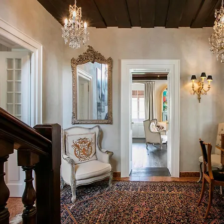 Rosen Der Liechtenstein - Your Austrian Villa