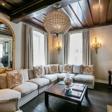 Rosen Der Liechtenstein - Your Austrian * Altaussee