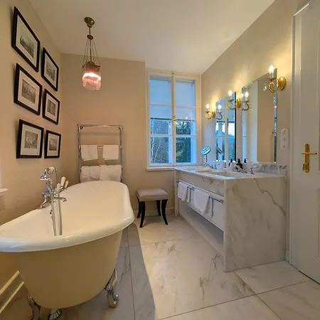 Villa Rosen Der Liechtenstein - Your Austrian