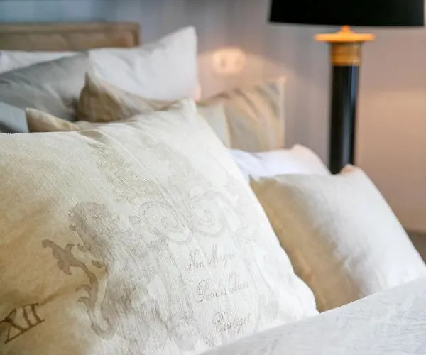 Villa Rosen Der Liechtenstein - Your Austrian