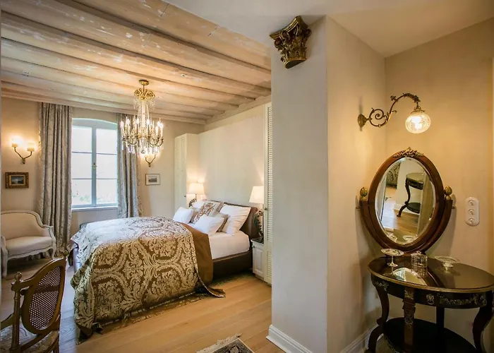 Rosen Der Liechtenstein - Your Austrian * Altaussee