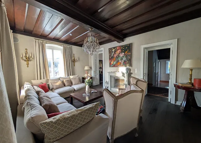 Rosen Der Liechtenstein - Your Austrian Villa Altaussee