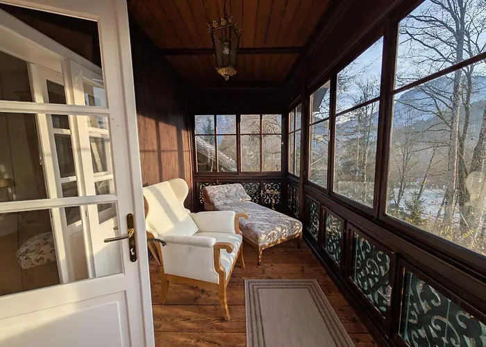 Rosen Der Liechtenstein - Your Austrian * Altaussee